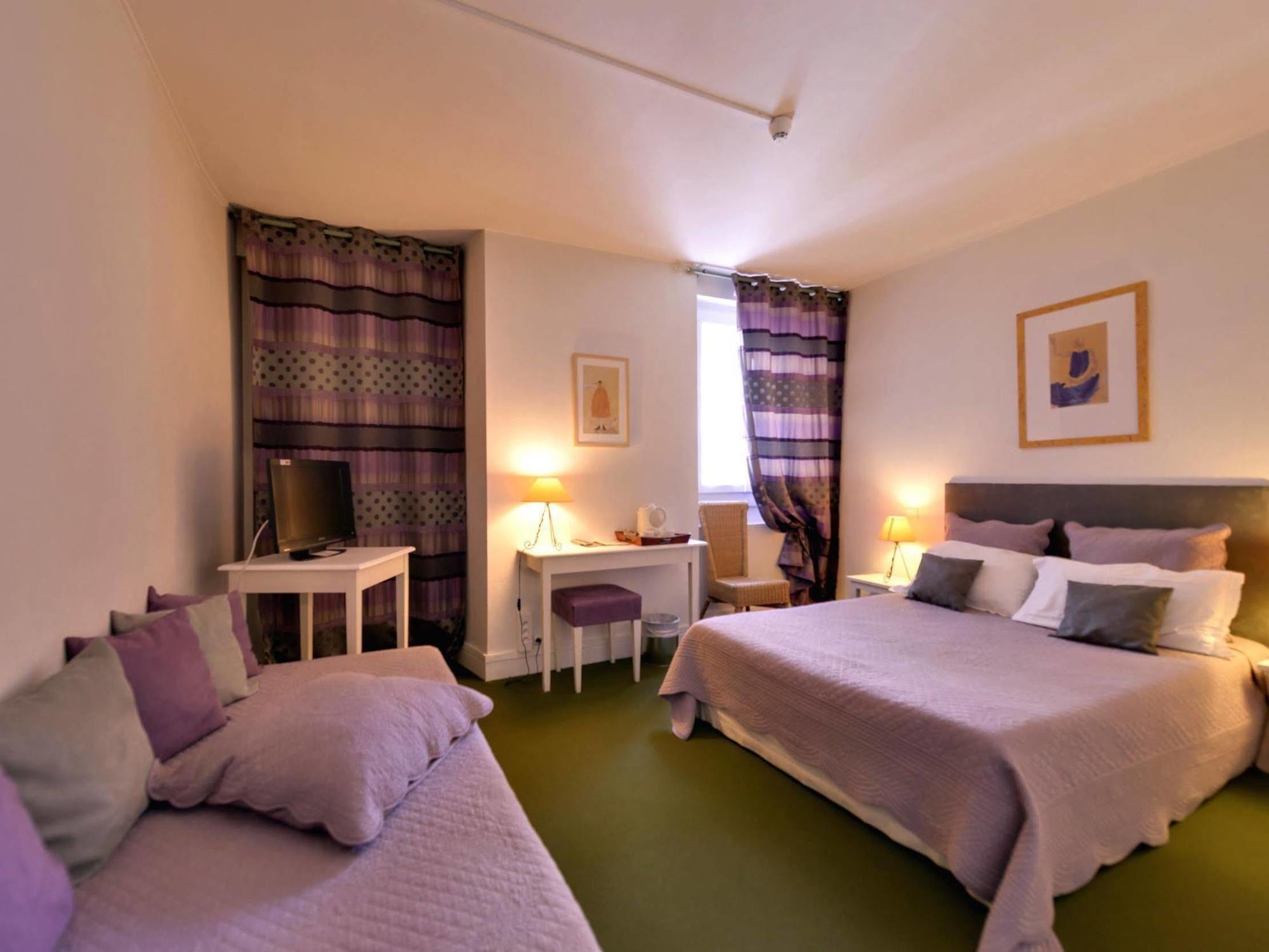 Logis Hotel Orly Alès Esterno foto